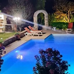 Nido Del Merlo Bed & Breakfast Santomato